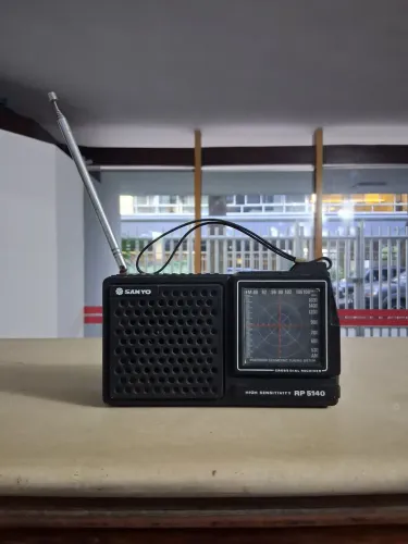 Rádio ?