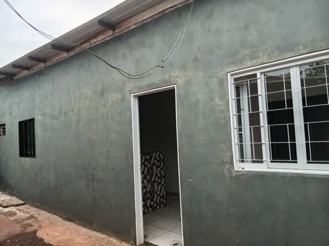 $ CASA BEM LOCALIZADA 