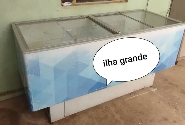 Frezzer Ilha grande 2 metros congelador e refrigerador funcionando normal