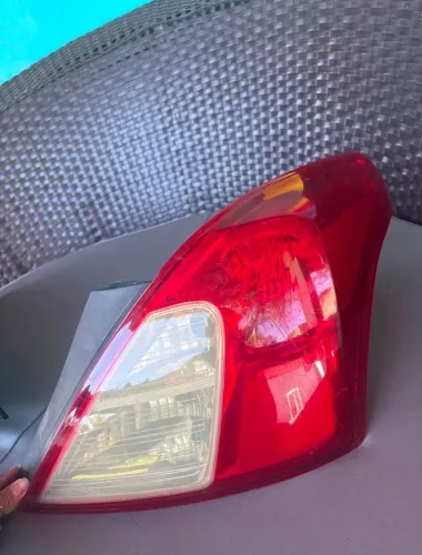 Vendo par de lanternas