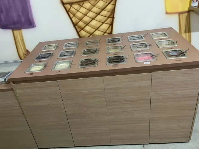 Vendo pista de complementos para açaíteria