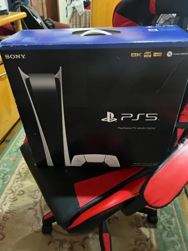 PlayStation 5 - 825 gb