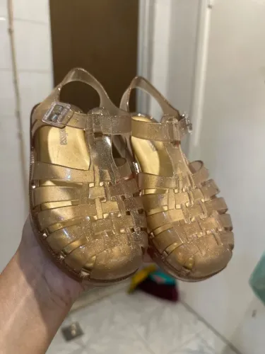 Mini Melissa dourada