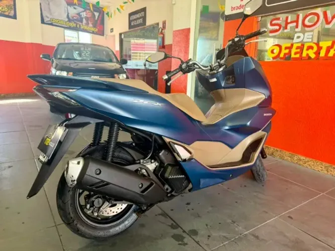 Honda PCX 160 DLX ABS