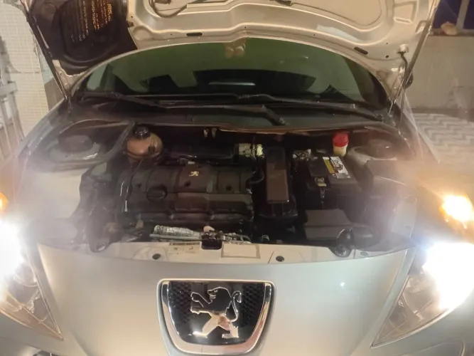 Peugeot quiksilver 1.6