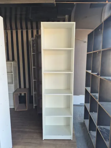 Estante multiusos branco