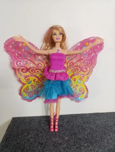 Barbie Segredo das Fadas (2011) funcionando