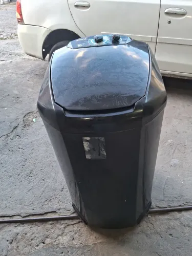 Vendo tanquinho suggar 10kg funcionando perfeitamente por 150 reais entrego