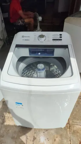 Vendo lava roupas Eletrolux 15 kilos 