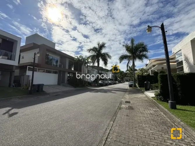 Terrenos Residenciais - Jurerê, Florianópolis