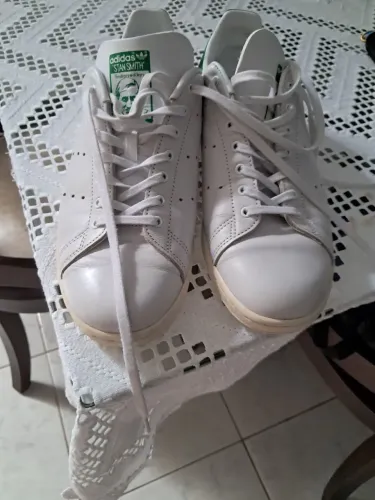 Tênis adidas pontuação 39