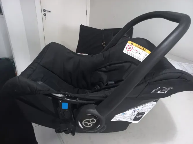 Vende-se Bebê conforto (Galzerano)