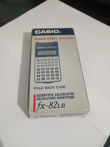 Calculadora Casio FX-82LB 