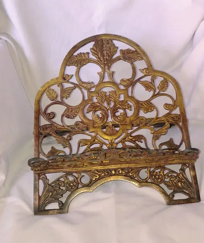 Porta bíblia antigo de bronze