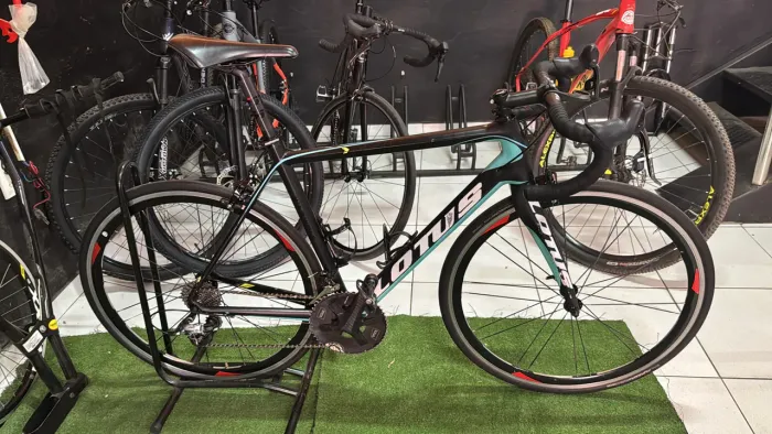 Bike speed de carbono 