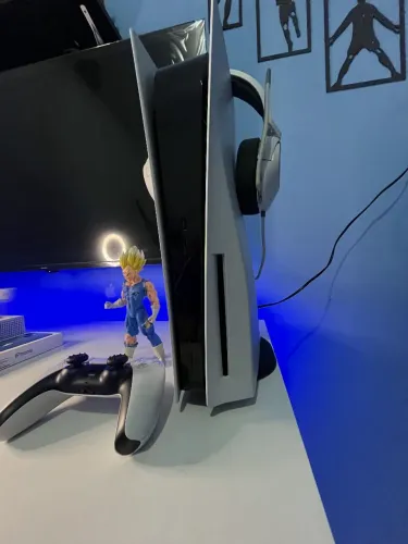 PS5 1TB C/ LEITOR DE JOGOS (NEGOCIÁVEL)