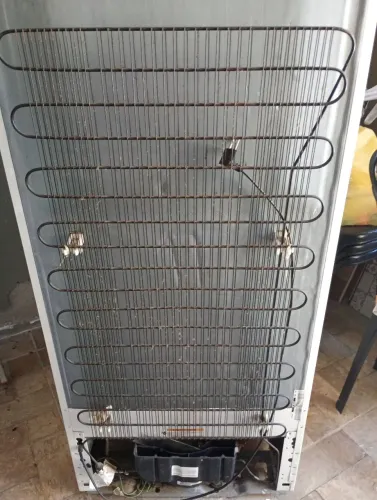Vendo Geladeira Consul com defeito