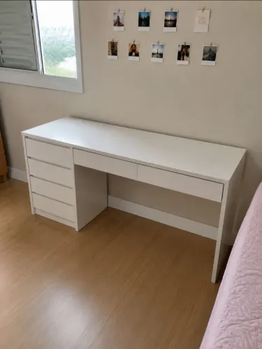 Escrivaninha Planejada em MDF Branco