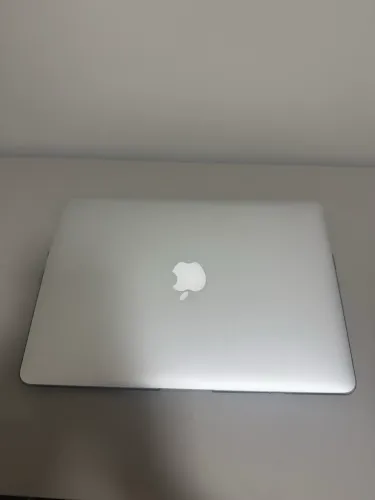 MacBook Air usado 