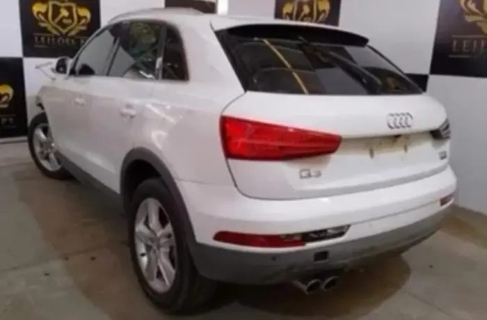 Sucata de AUDI Q3