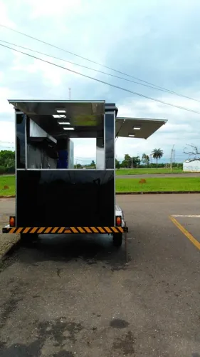 Trailer Compacto Revestido em ACM - Econômico