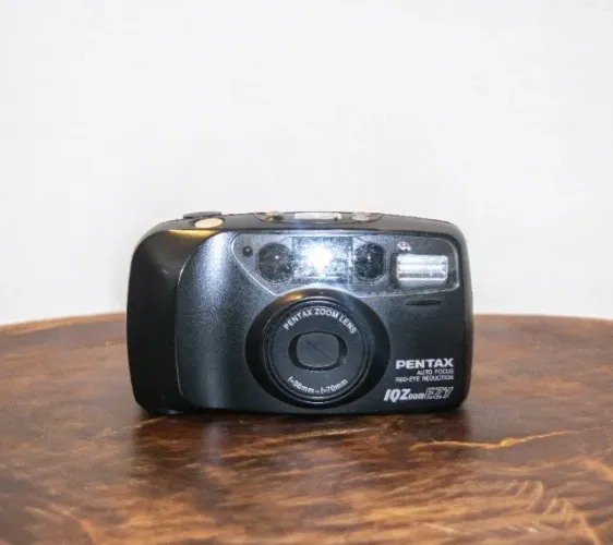 câmera analogica Pentax IQZoom EZY