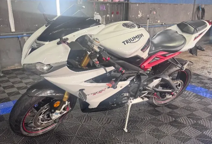 Daytona 675R Menor preço do mercado!