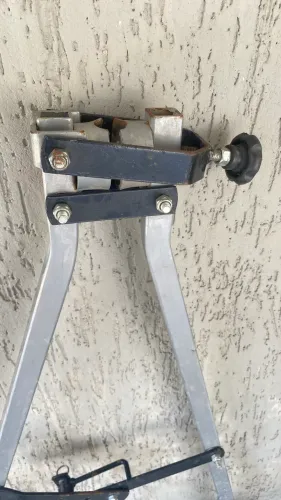 suporte para transportar bicicletas no porta-malas do carro