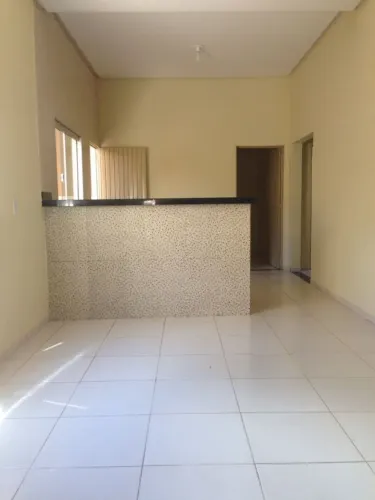 Casa com 3 Quartos na Vila Sta Helena - Goiânia Go