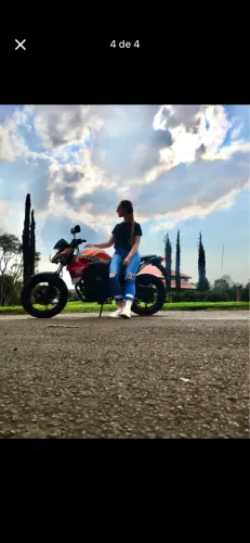 Honda CB 300R Repsol 2014/2015 | Edição Limitada