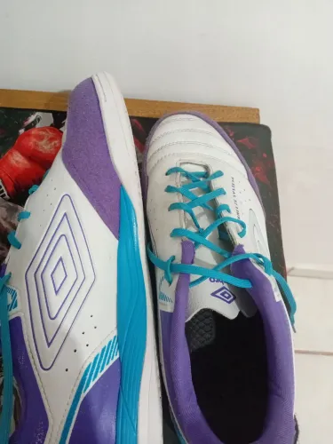 (Chuteira de salão)[número 44] UMBRO X-COMFORT