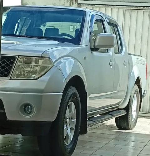 Nissan Frontier XE CD 4X2 2.5 TB Diesel 2011