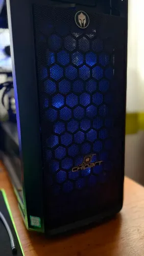 PC Gamer (i7 + GTX 1660 Super)