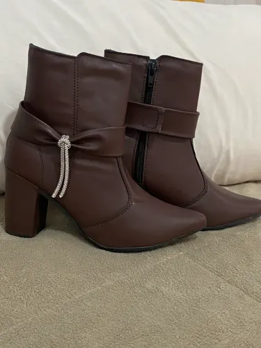 Bota feminina