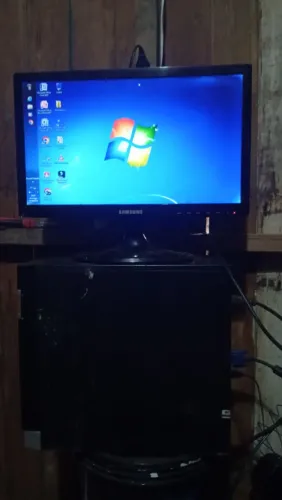 Computador de bancada
