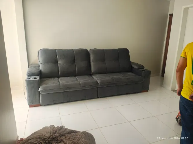 Sofá 4 lugares retrátil novo