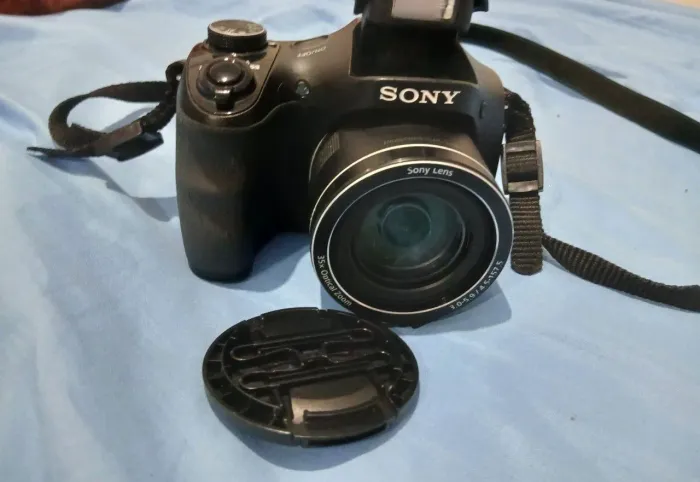 Vendo câmera semi profissional da sony