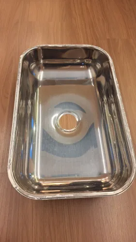Cuba n°2 Funda de inox 430, Tecnocuba, polida em perfeito estado.