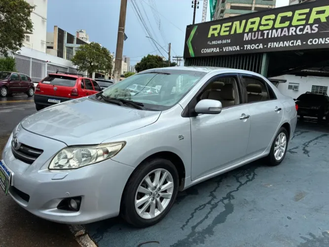 Toyota Corolla Altis 2.0 Flex 16V Aut. 2011
