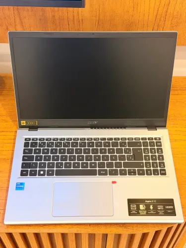 Notebook Acer i3