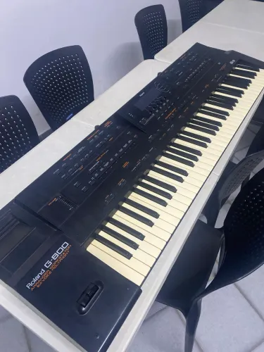 Roland g 800