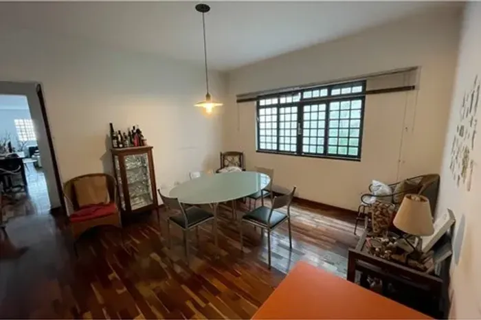Casa para venda em Alto da Lapa com 4 quartos, sendo 2 suítes, 282m²