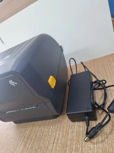 Impressora De Etiqueta Zebra Zd230t Usb Ethernet Preto Bivolt