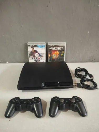 PS3 tá com defeito vendendo para quem tem interesse em ajeitar ele liga mas se desliga