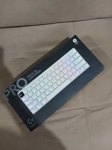 Teclado logitech lightspeed 60 X pro 