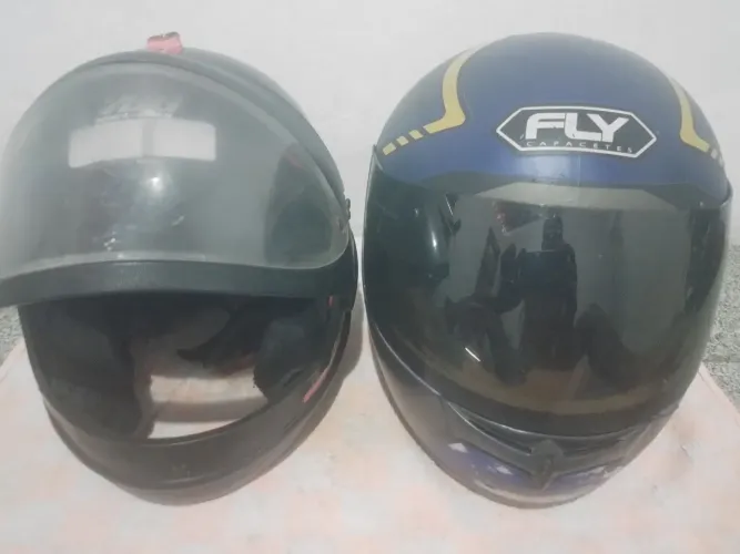 Vendo capacetes