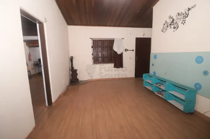 Casa de 2 Quartos no Bairro Laranjal - Espaço, Conforto e Lazer para Toda a Família