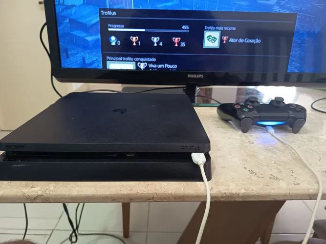 PS4 slim 512 GB 