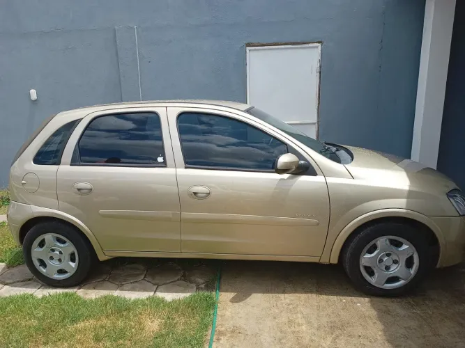 Chevrolet Corsa Hat. Maxx 1.4 8V Econoflex 5P 2011