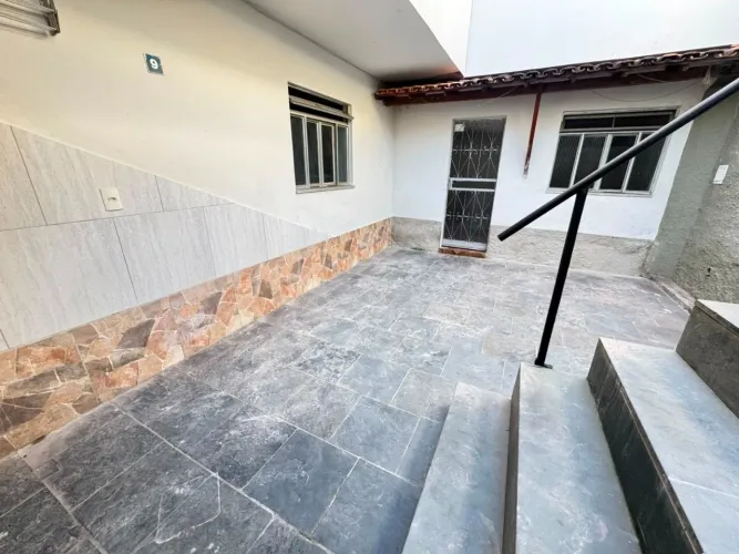 Kitnet no Bairro Aparecida composto de